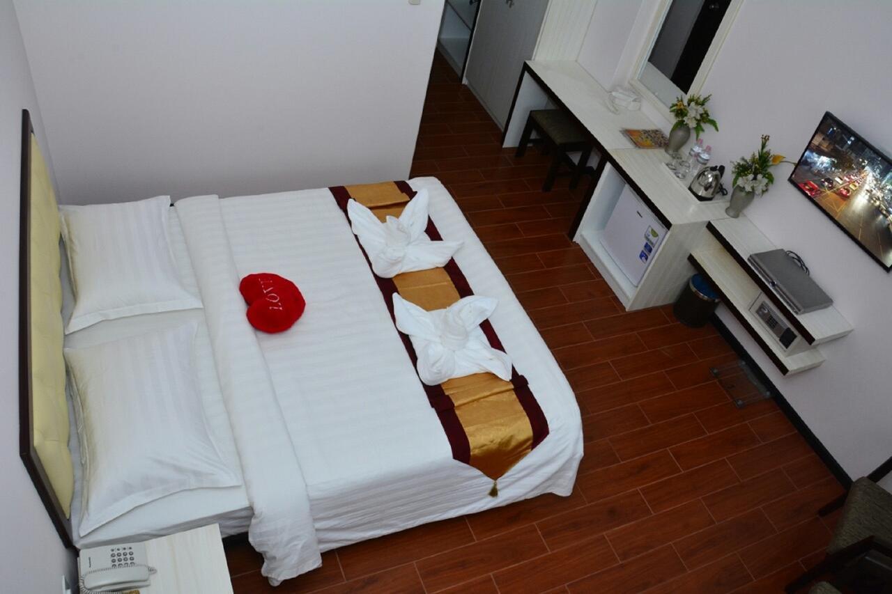 יאנגון Platinum River View Hotel מראה חיצוני תמונה